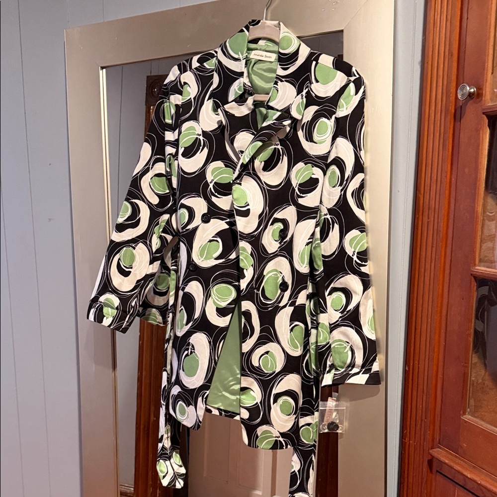Amanda Smith Black and Green Patterned Jacket